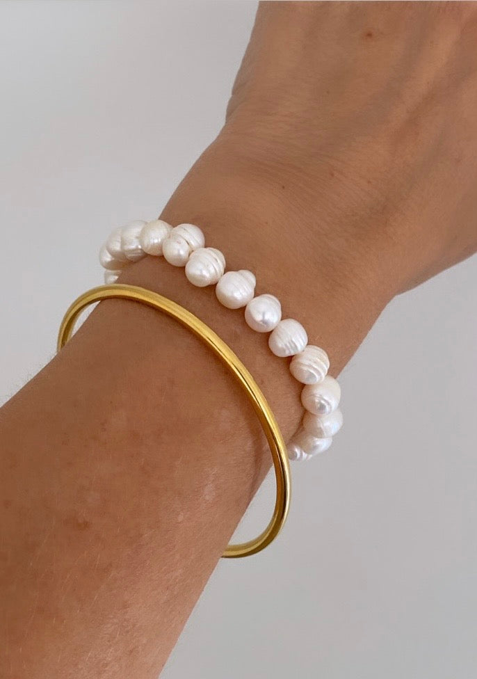 Pulsera de perlas de río