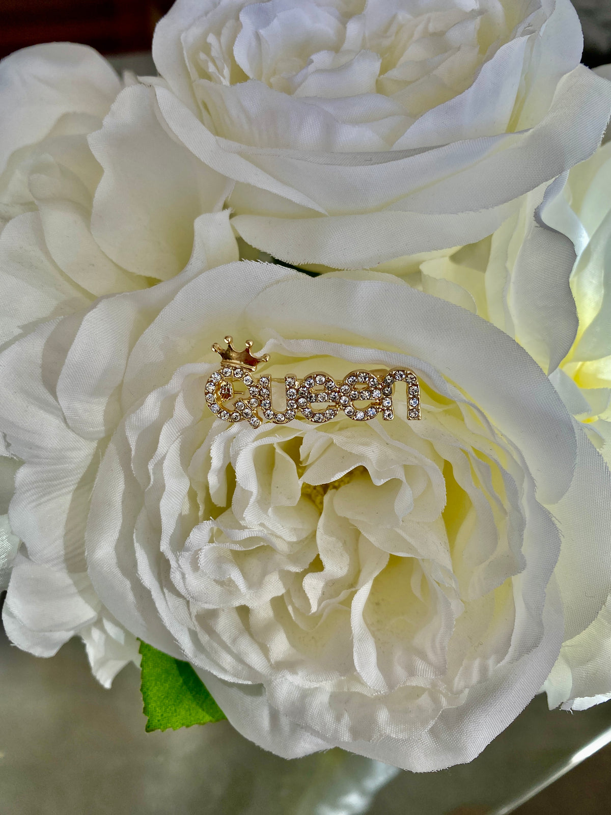 Broche Queen