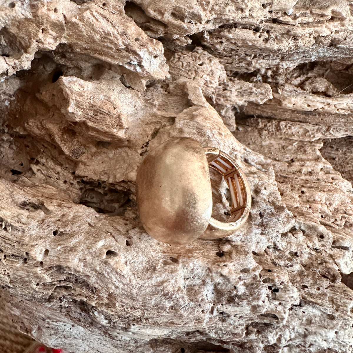 Anillo Botón de oro
