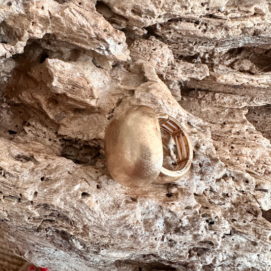 Anillo Botón de oro