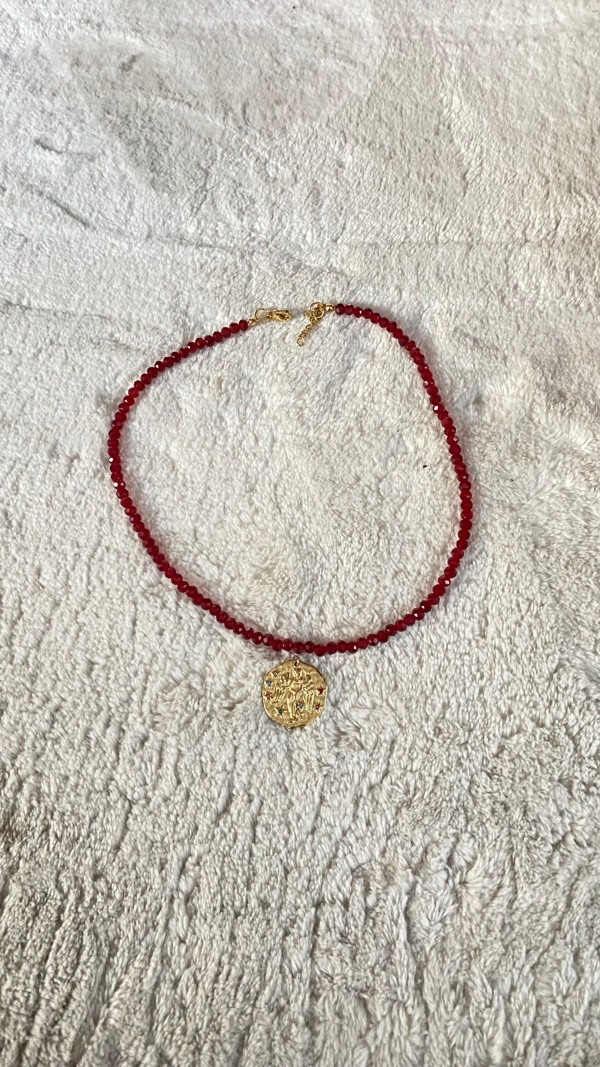 Collar Charm Cósmico