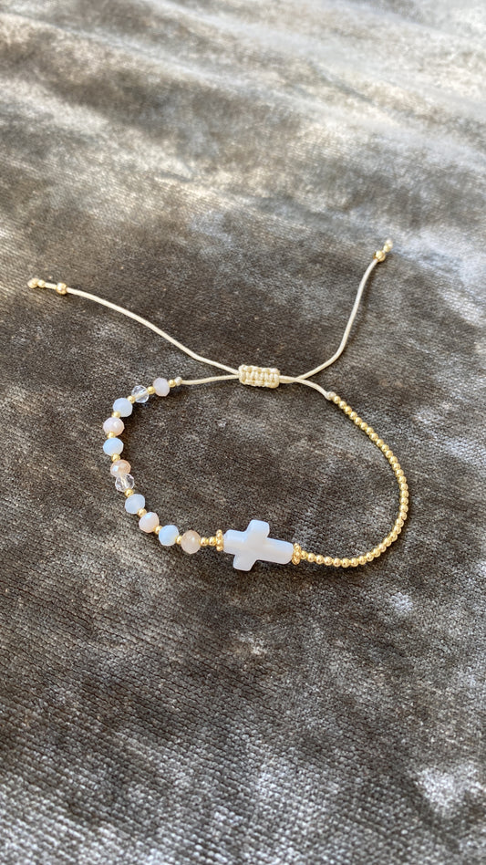 Pulsera Cruz Capuchina