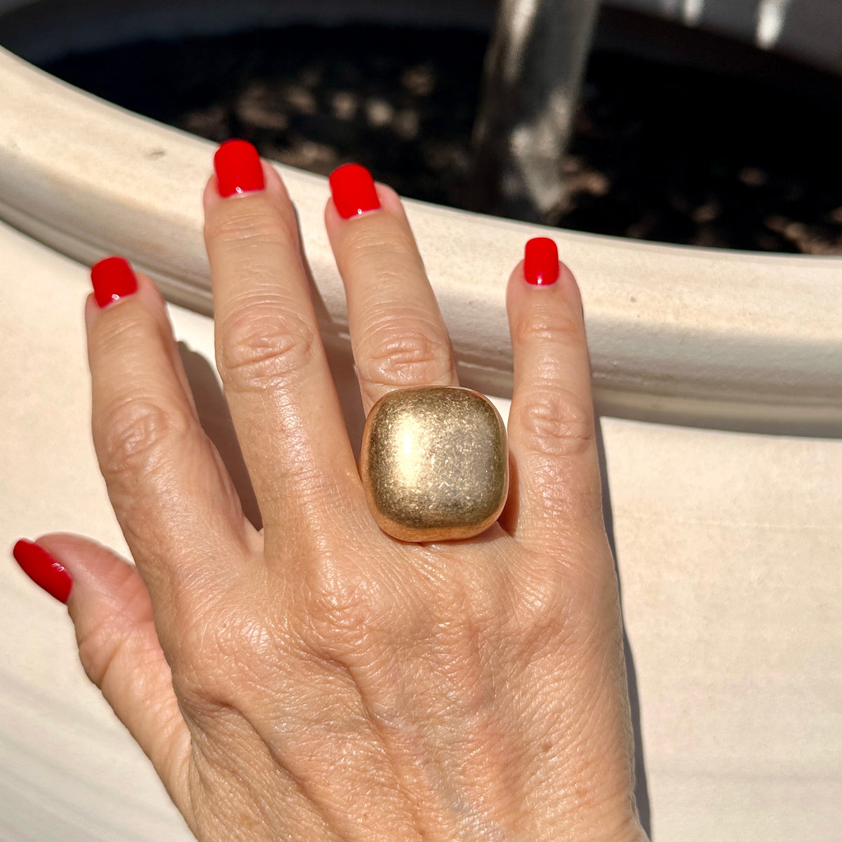 Anillo Botón de oro