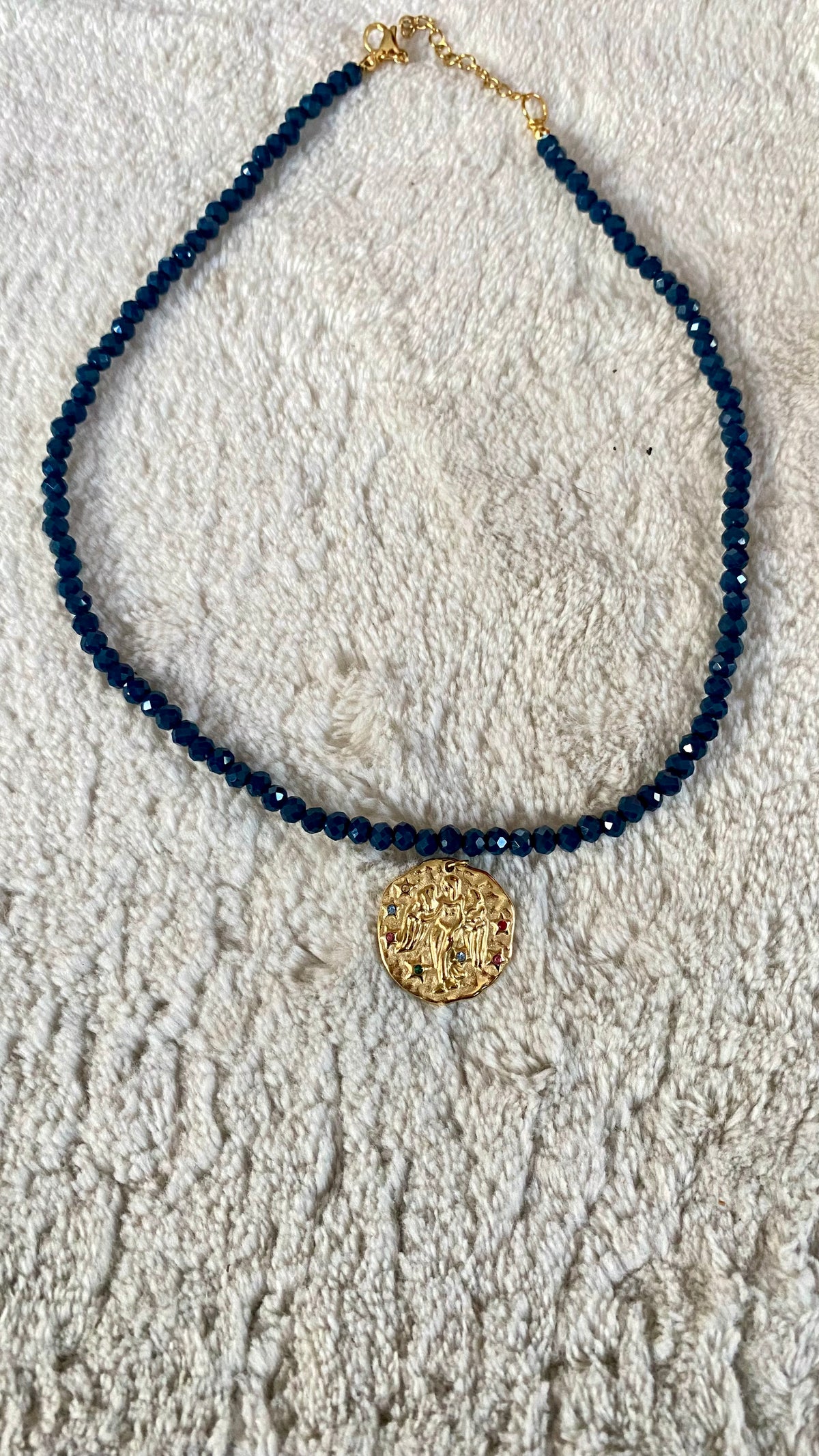 Collar Charm Cósmico