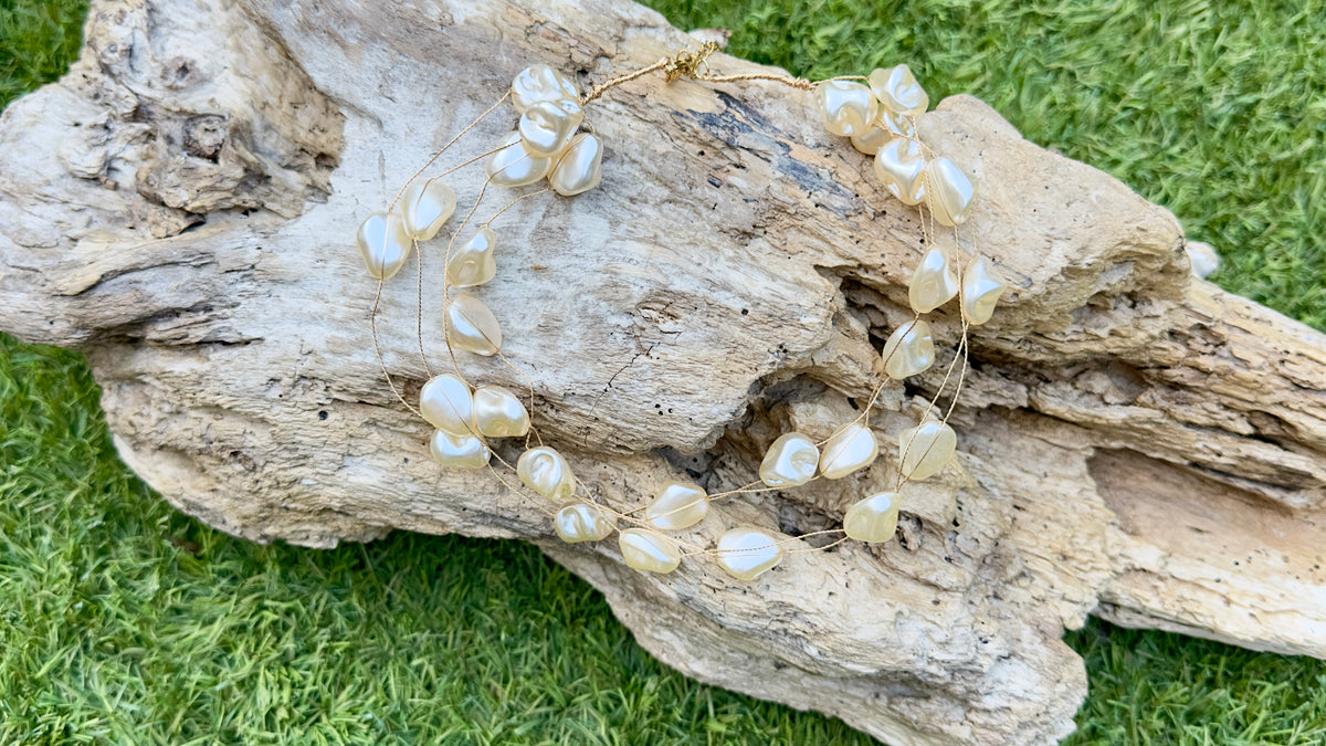 Gargantilla perlas flotantes
