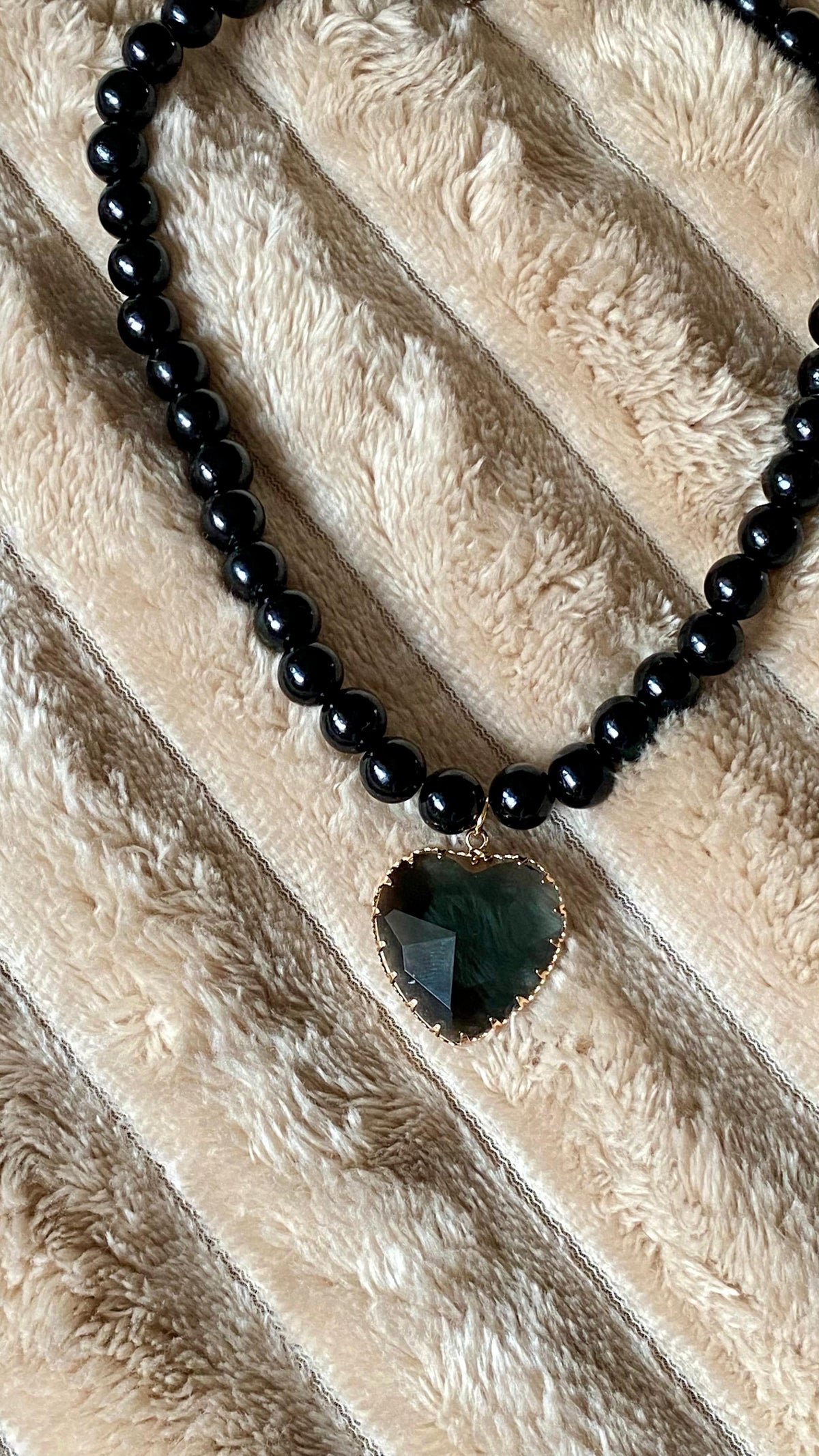 Collar Corazón OMG