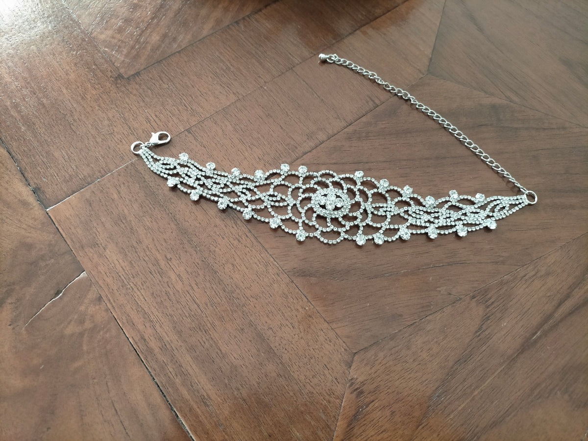 Collar Queen