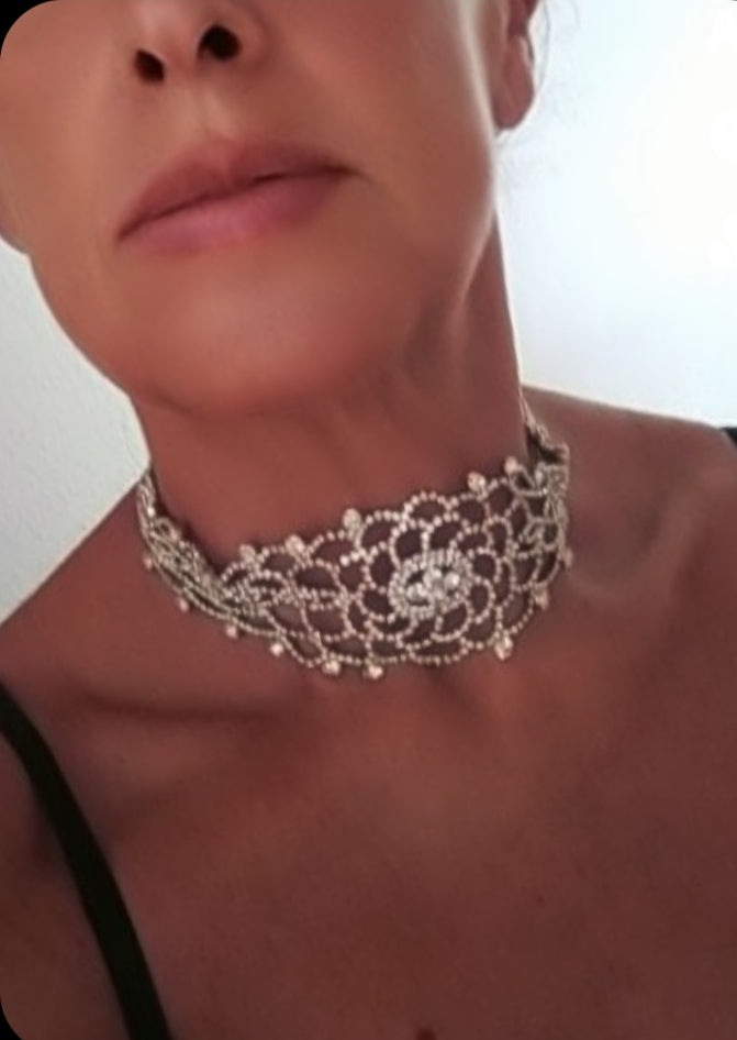Collar Queen