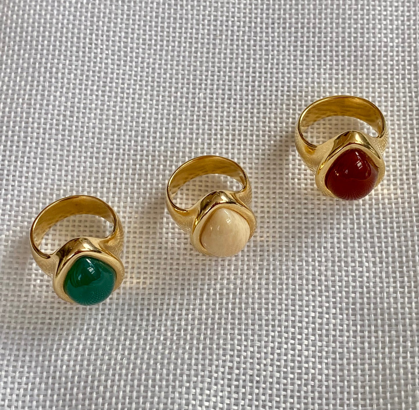 Anillo Genoveva