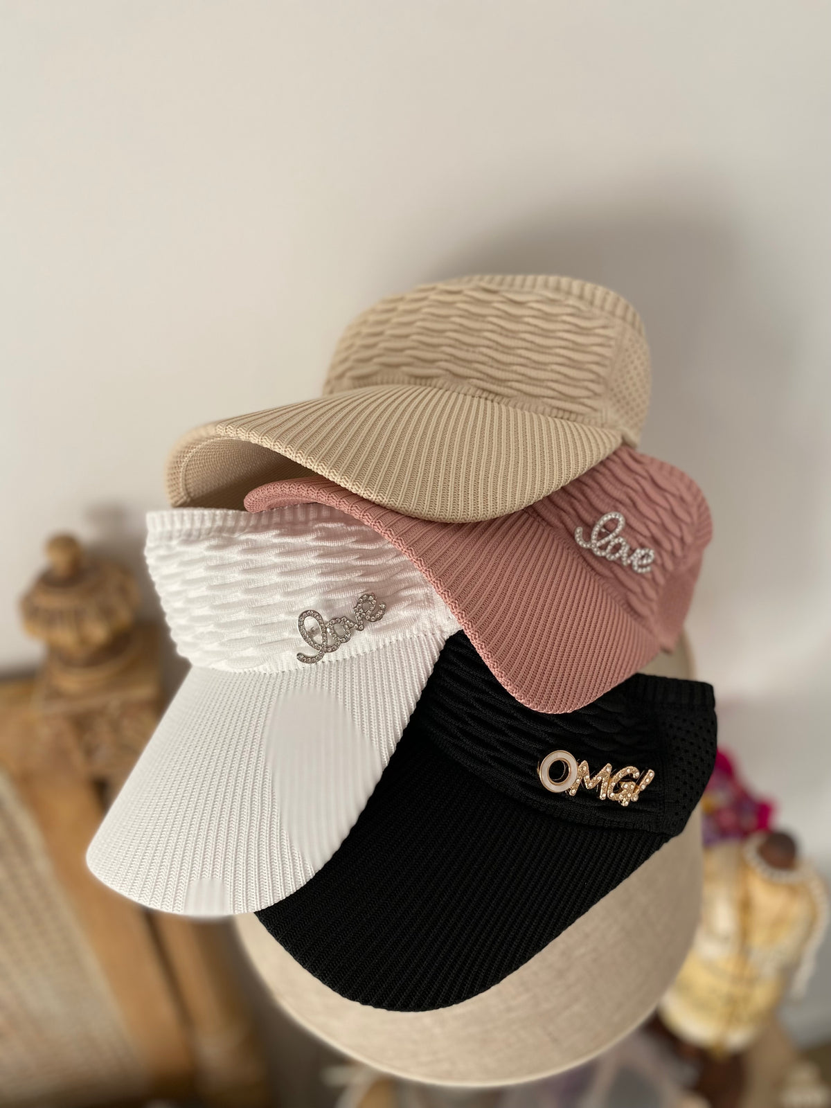 Visera OMGLOVERS
