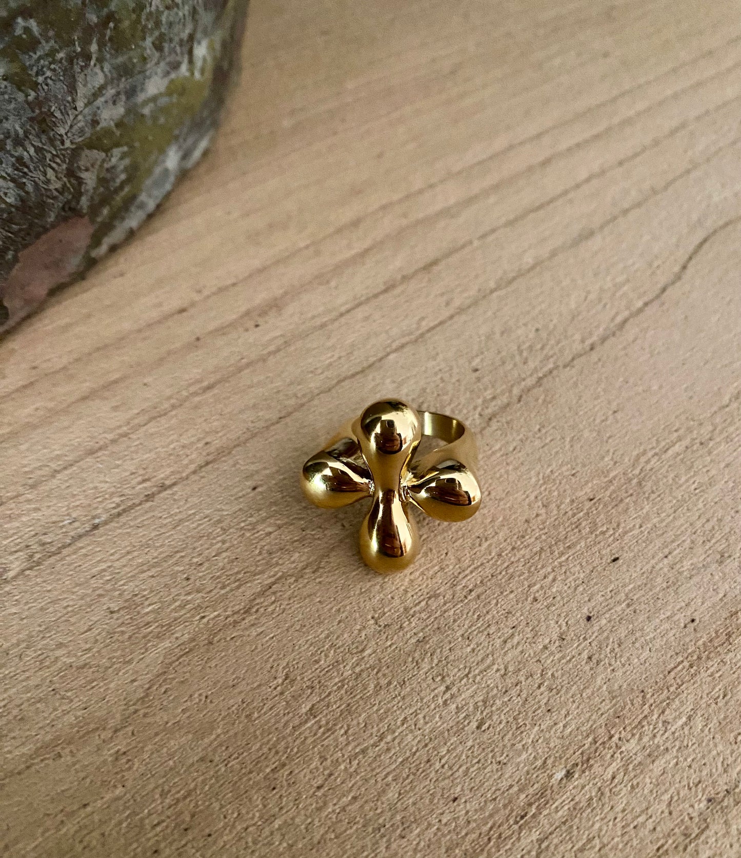 Anillo Trébol