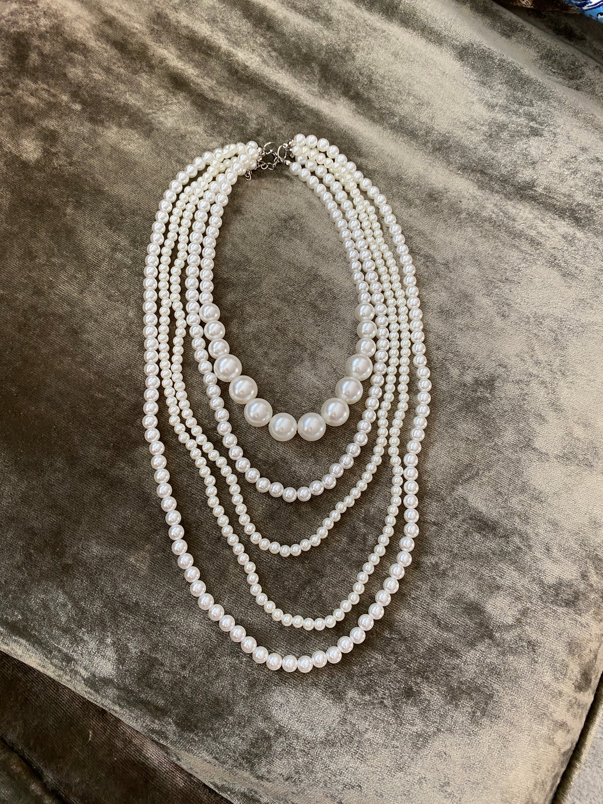Multi Collar Perlas