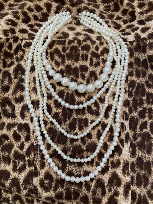 Multi Collar Perlas