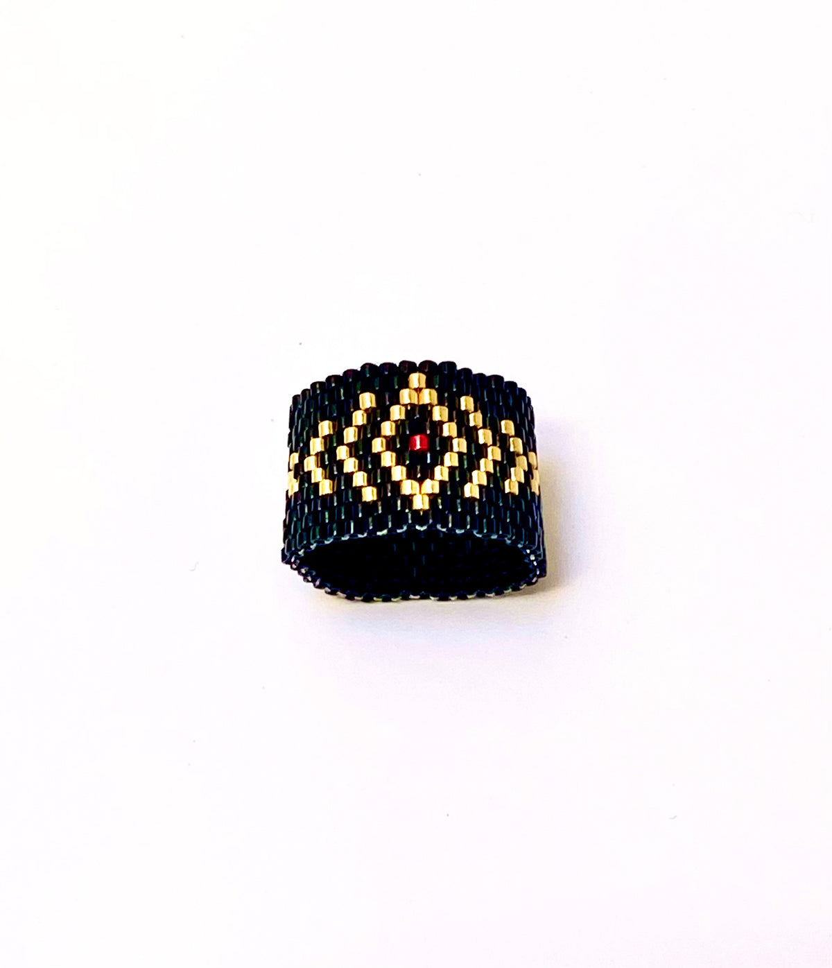Anillo Isao