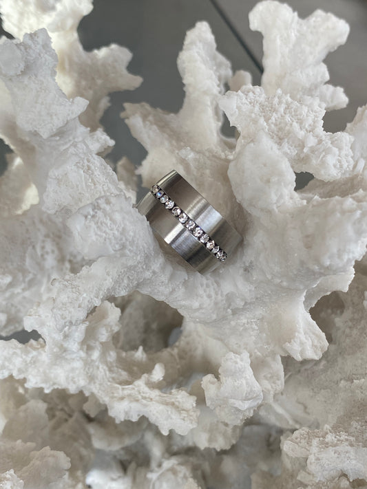 Anillo alianza brillantitos