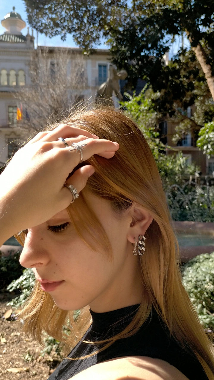 Mini pendientes Reina